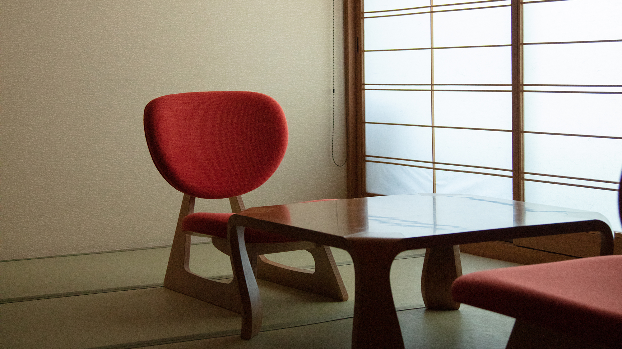 【露天風呂付和室C】和の空間の中でも、当館こだわりのインテリアで遊び心を。