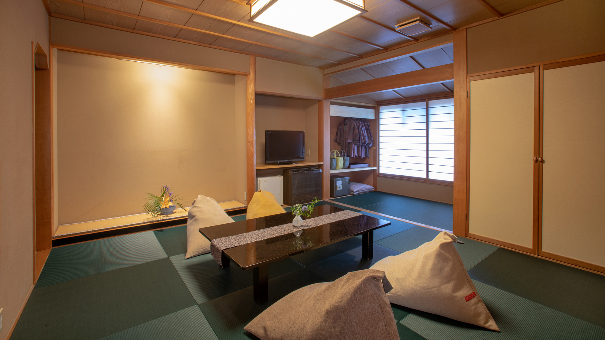 【エグゼクティブ和洋室B&rsquo;】和室＋ベッドルームのお部屋です