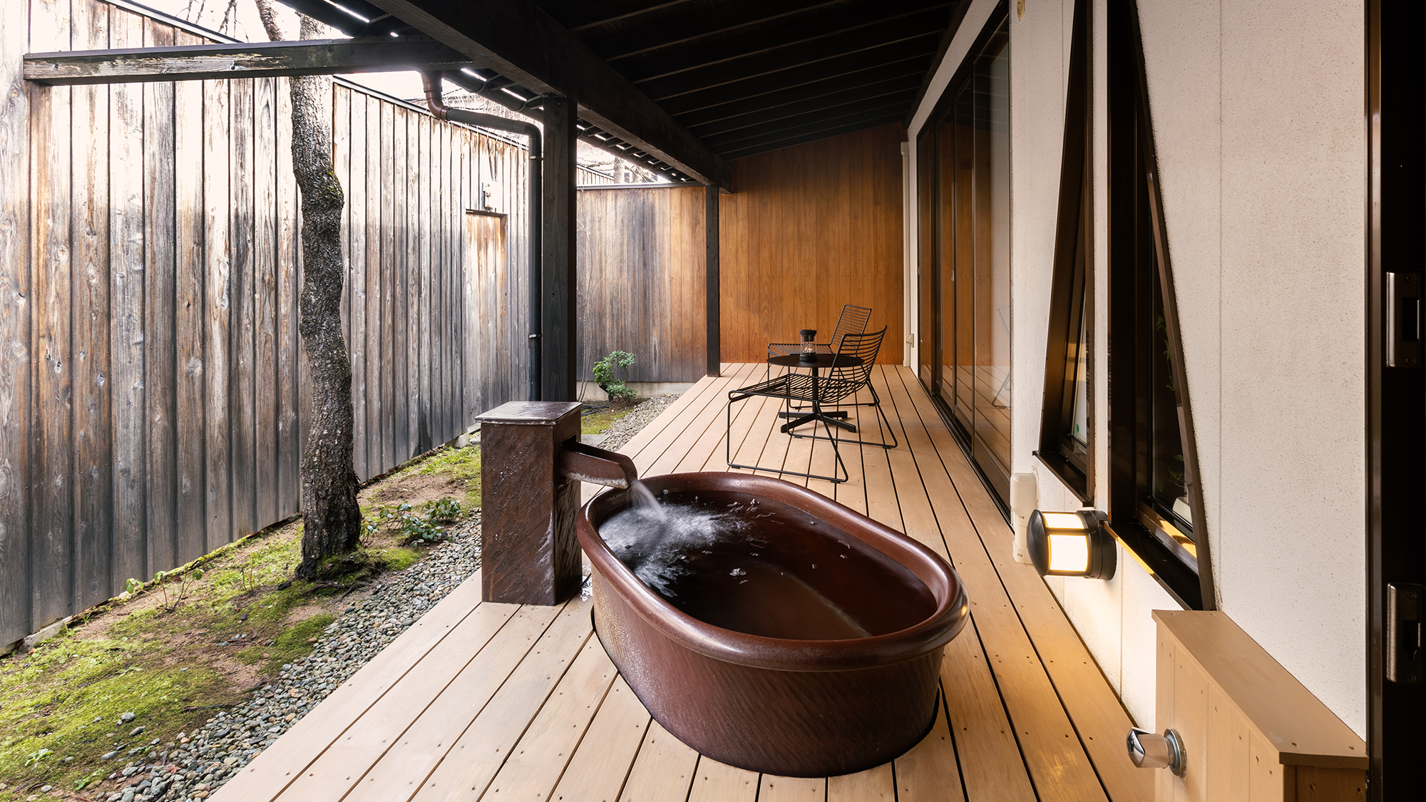 【別邸桜桃庵D‐スイート：122】天童温泉の湯を24時間自由に楽しめる「露天風呂付客室」