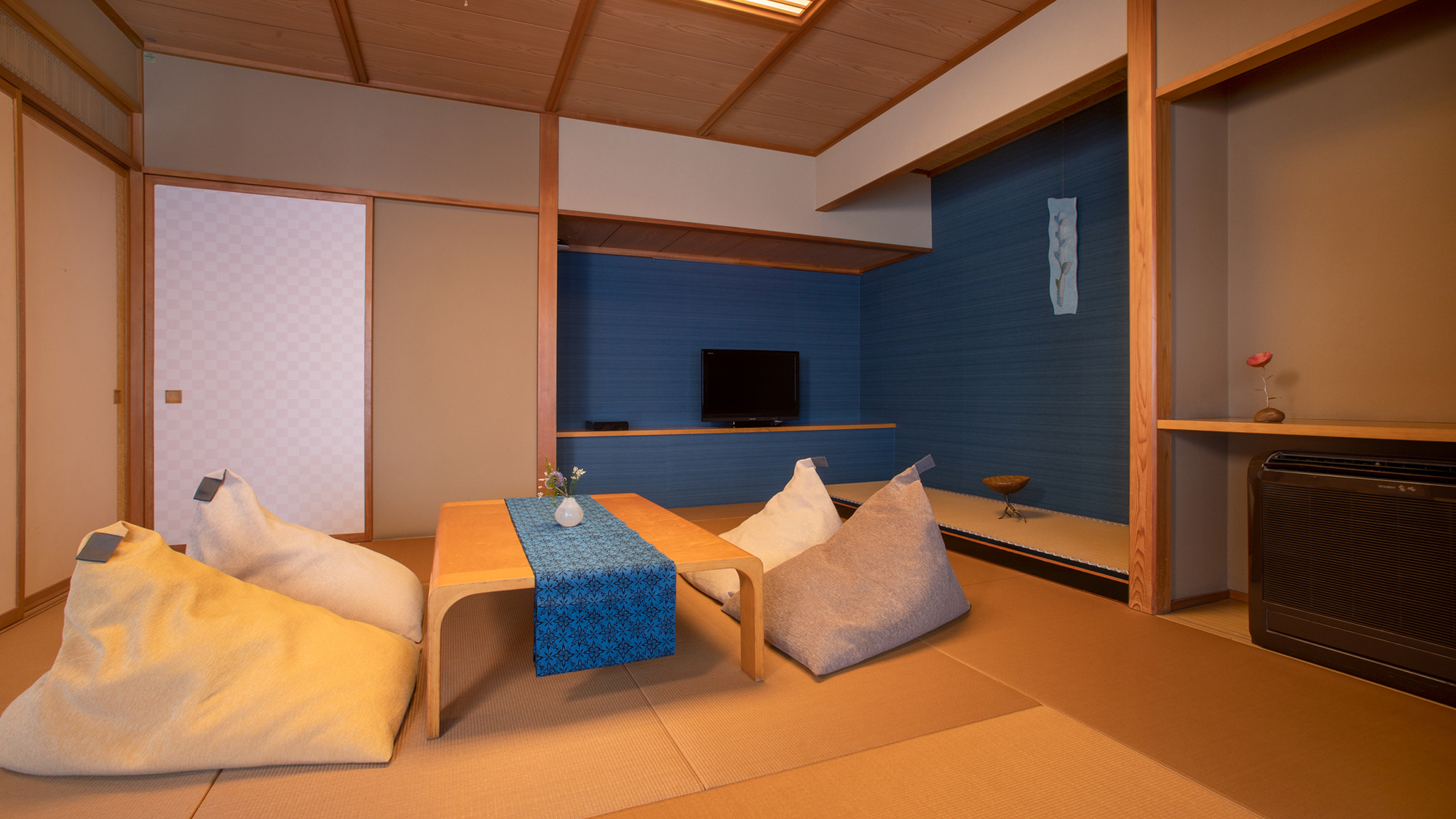 【一般客室B：206】蔵をリノベーションしたコンセプト和洋室「TSUKIKOMA」