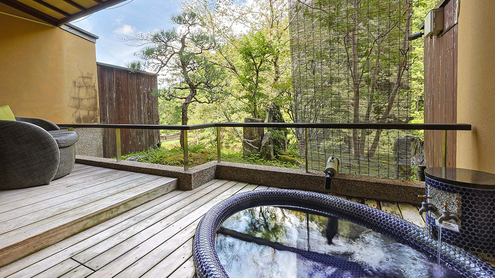 【満月】モザイクタイル露天風呂付客室（禁煙）