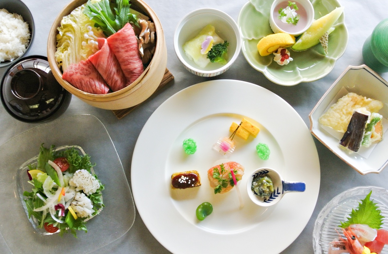 しあわせの村『本館』夏の宿泊プラン ≪ 極（きわみ）≫ ※ご夕食時間 17時30分〜
