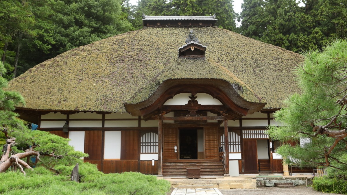 ■北向観音の本坊 常楽寺　当館より徒歩8分