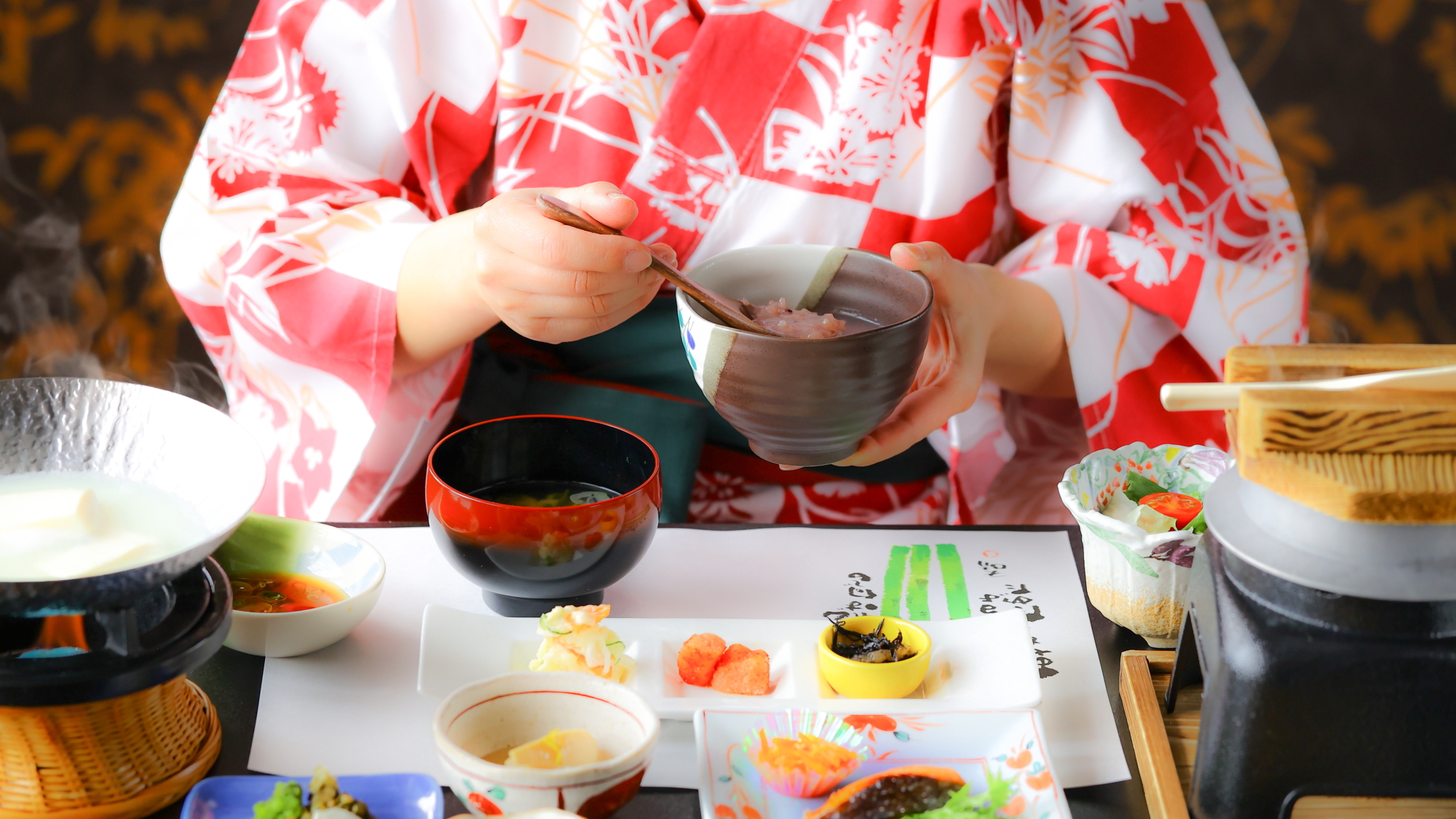 ■ご朝食　のんびりゆっくりご朝食をお愉しみくださいませ