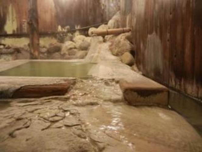 男性風呂（混浴）　弘法の湯