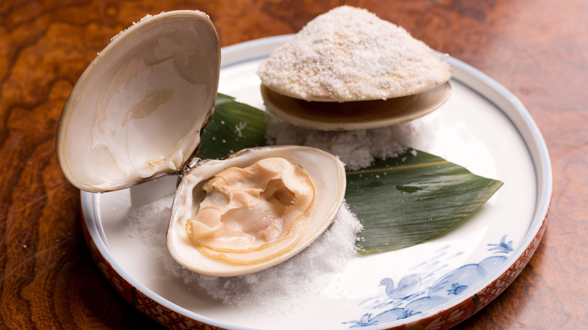 ・＜お食事＞鹿島灘はまぐり塩焼きは旨味たっぷりで食べ応え抜群