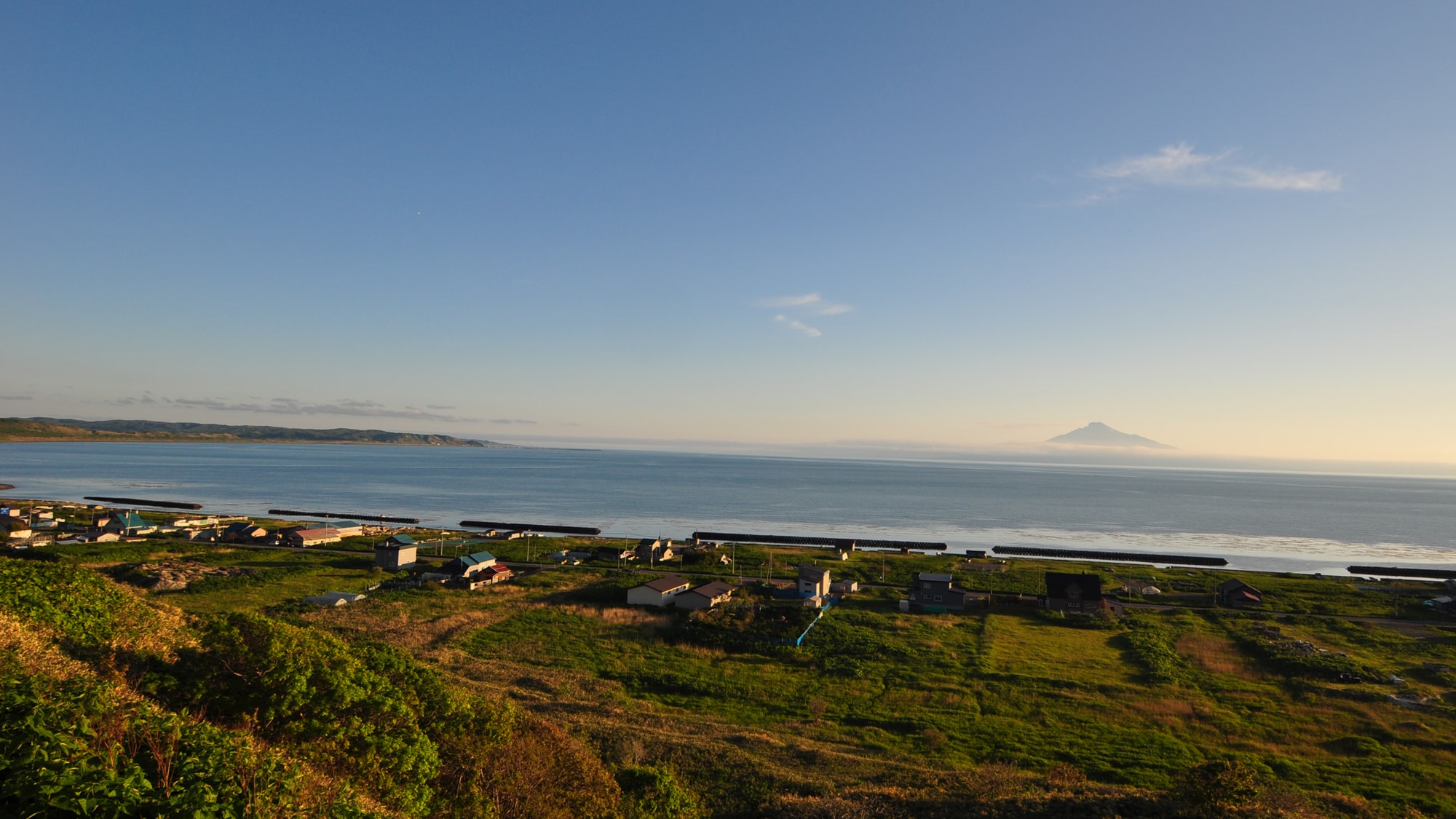 【利尻島】朝とはまた違う顔を見せてくれます。