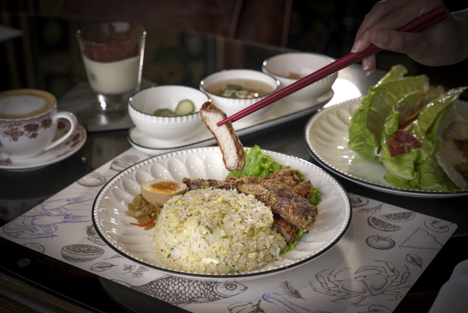 エグゼクティブ ラウンジ料理イメージ