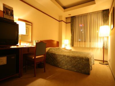 Double room/single use★Spacious 18 square meters