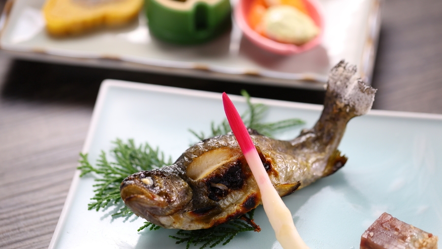 さき楽【早割14】14日前までの予約で温泉展望風呂付き客室がお得「信州田舎料理」プラン