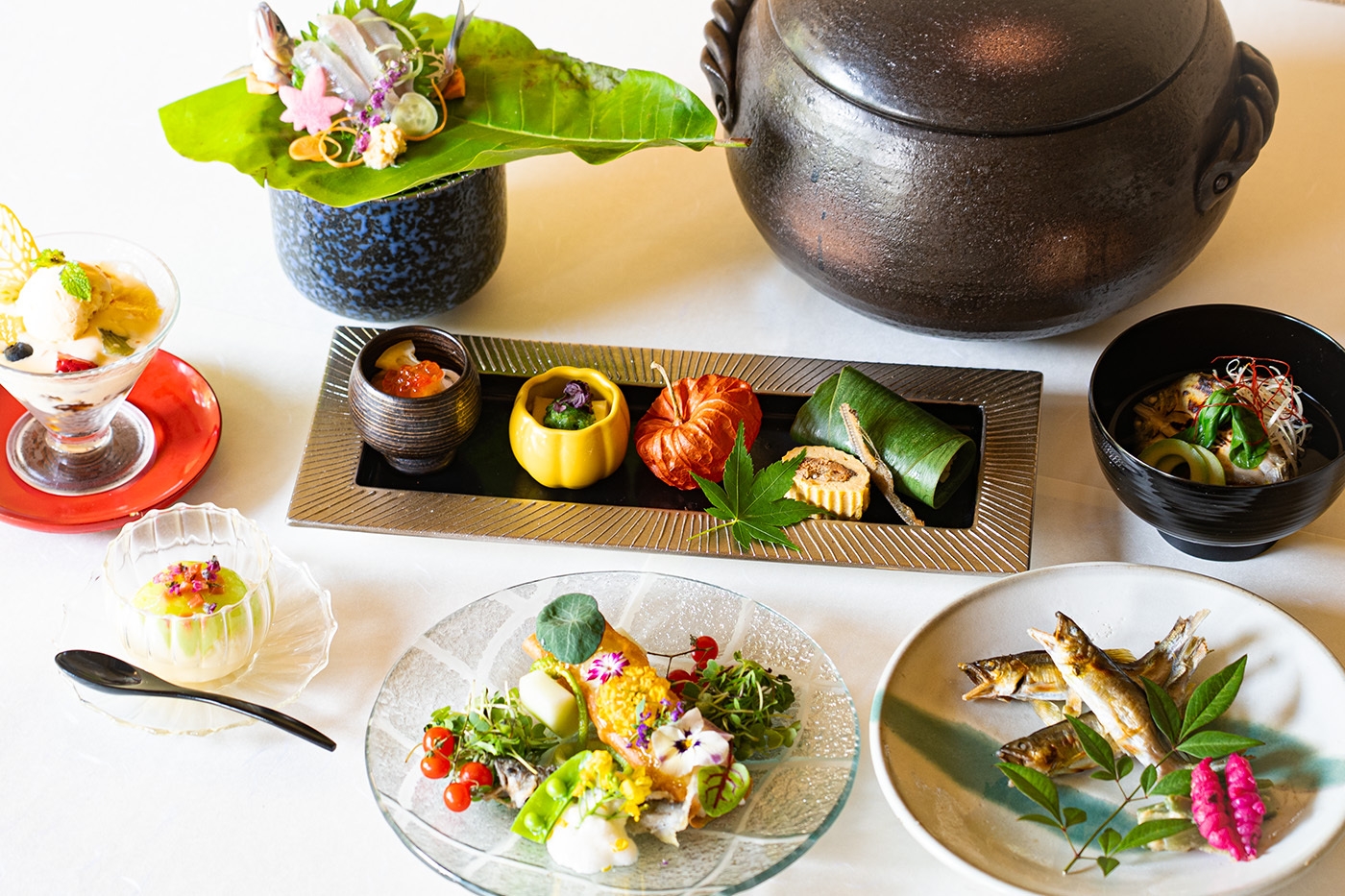 【夏期・1日2組限定】鮎の庄でいただく鮎づくし膳