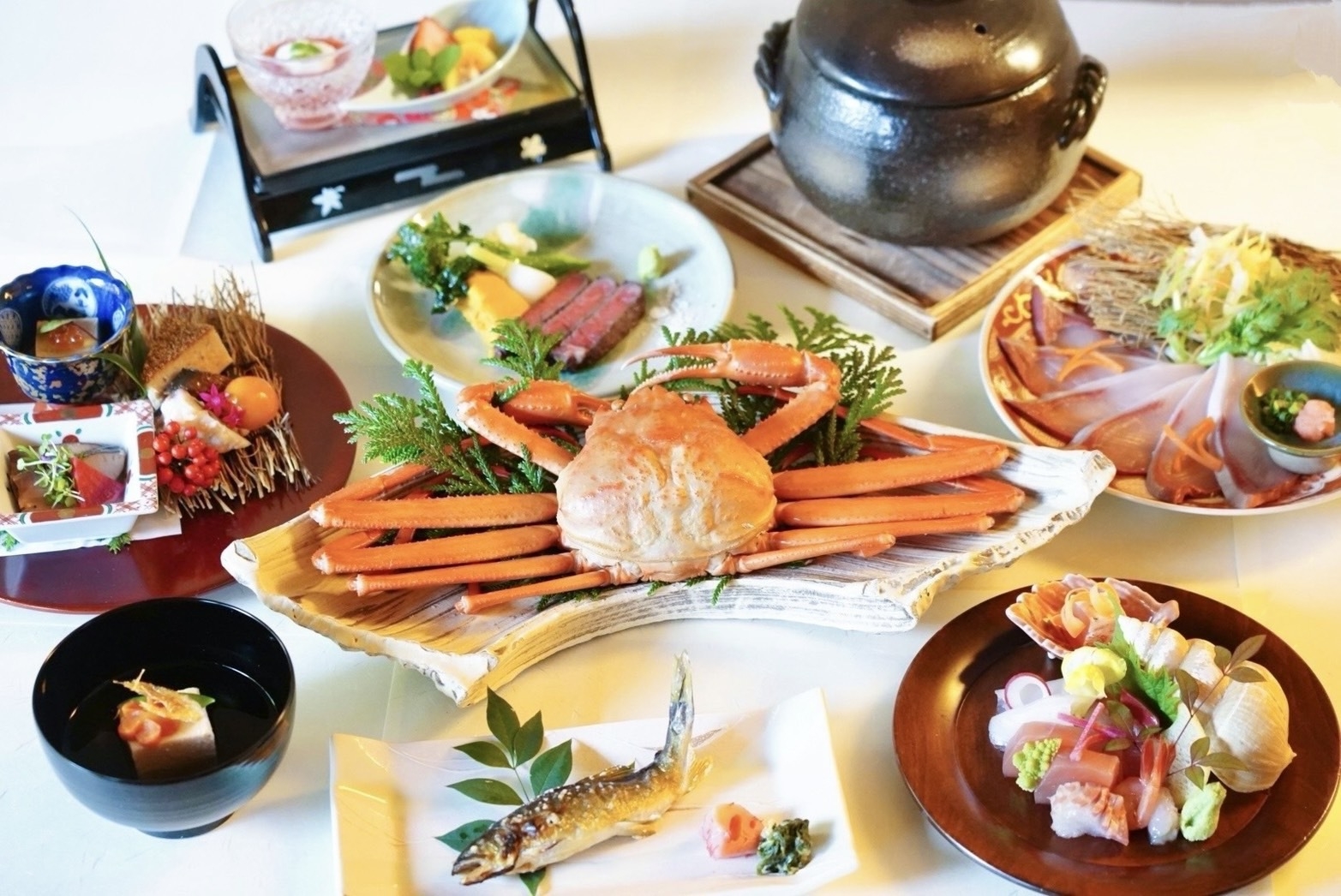 【特別会席】鰤しゃぶ・紅ズワイ蟹・氷見牛炭火焼きなど北陸の冬を愉しむ特別会席