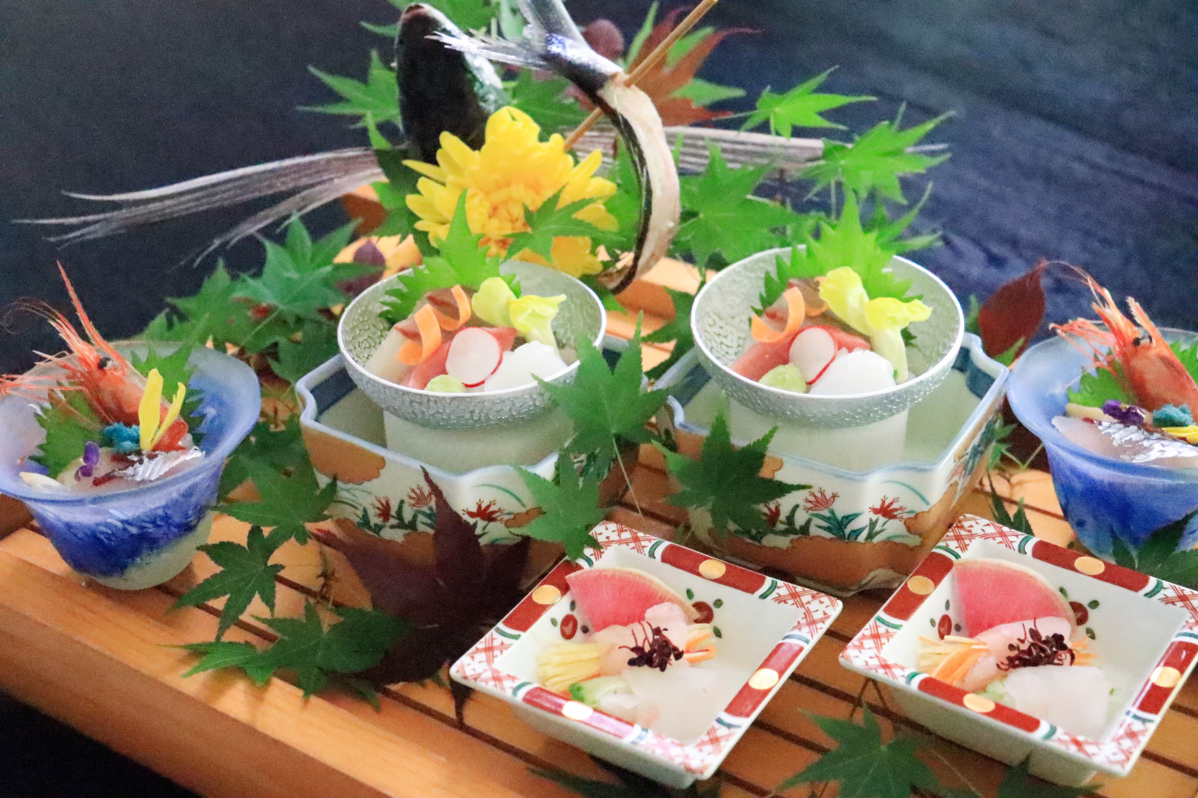 夏の特別会席　造里 ※写真は2人前の盛り合わせです。