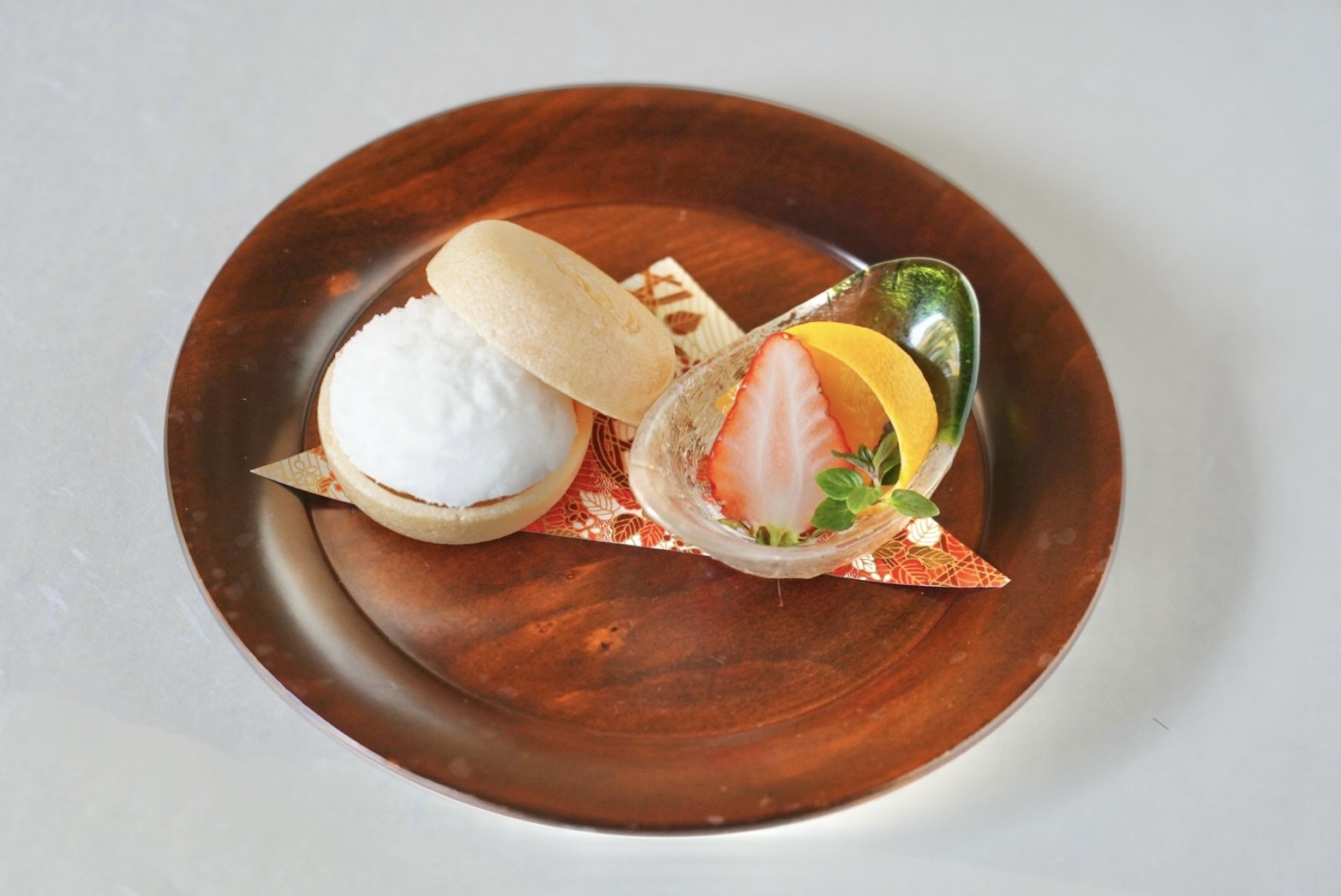 春の特別会席　蕗の薹の自家製アイスクリーム・季節の果実