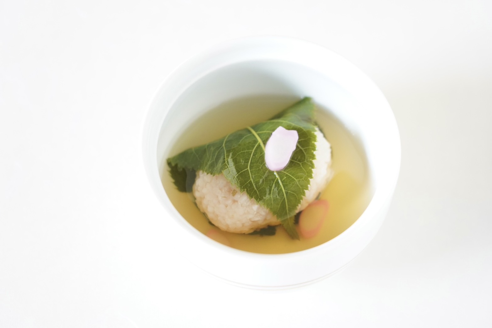 春の基本会席　桜道明寺蒸し