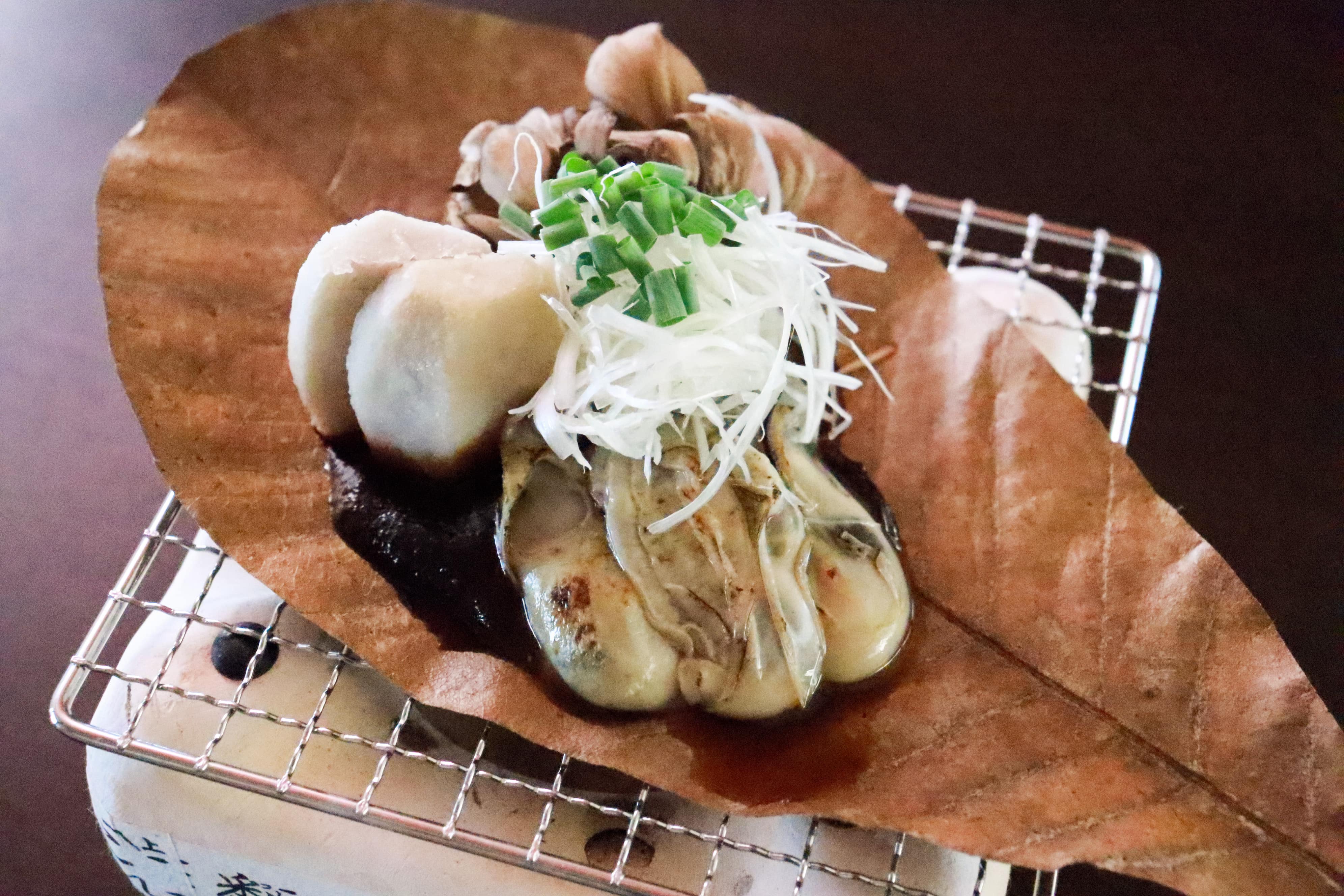 牡蠣朴葉焼き