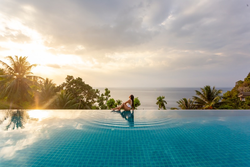 デラックスプールアクセスオーシャンビュー