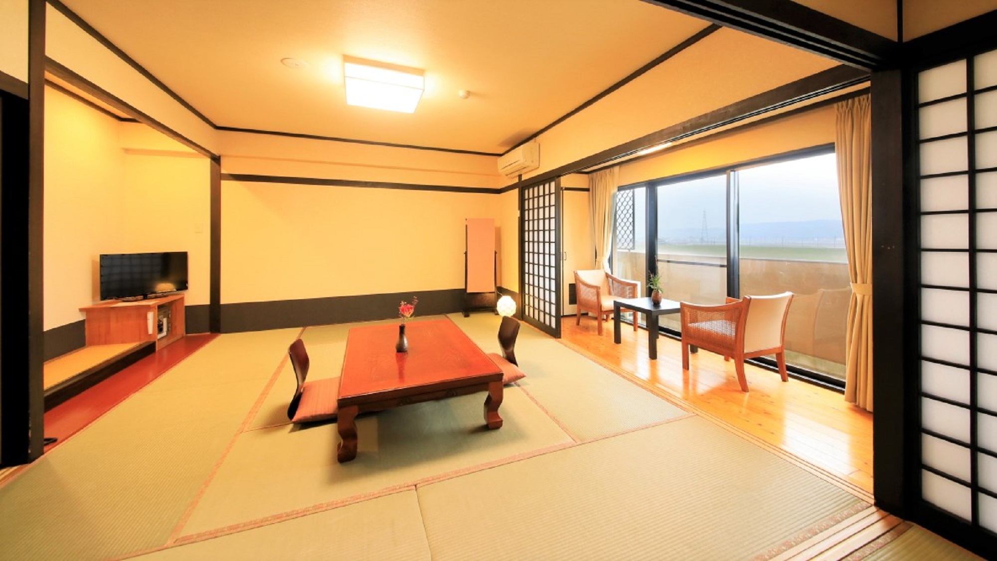 キッズベビールーム(和室18畳+乳幼児向け備品完備)