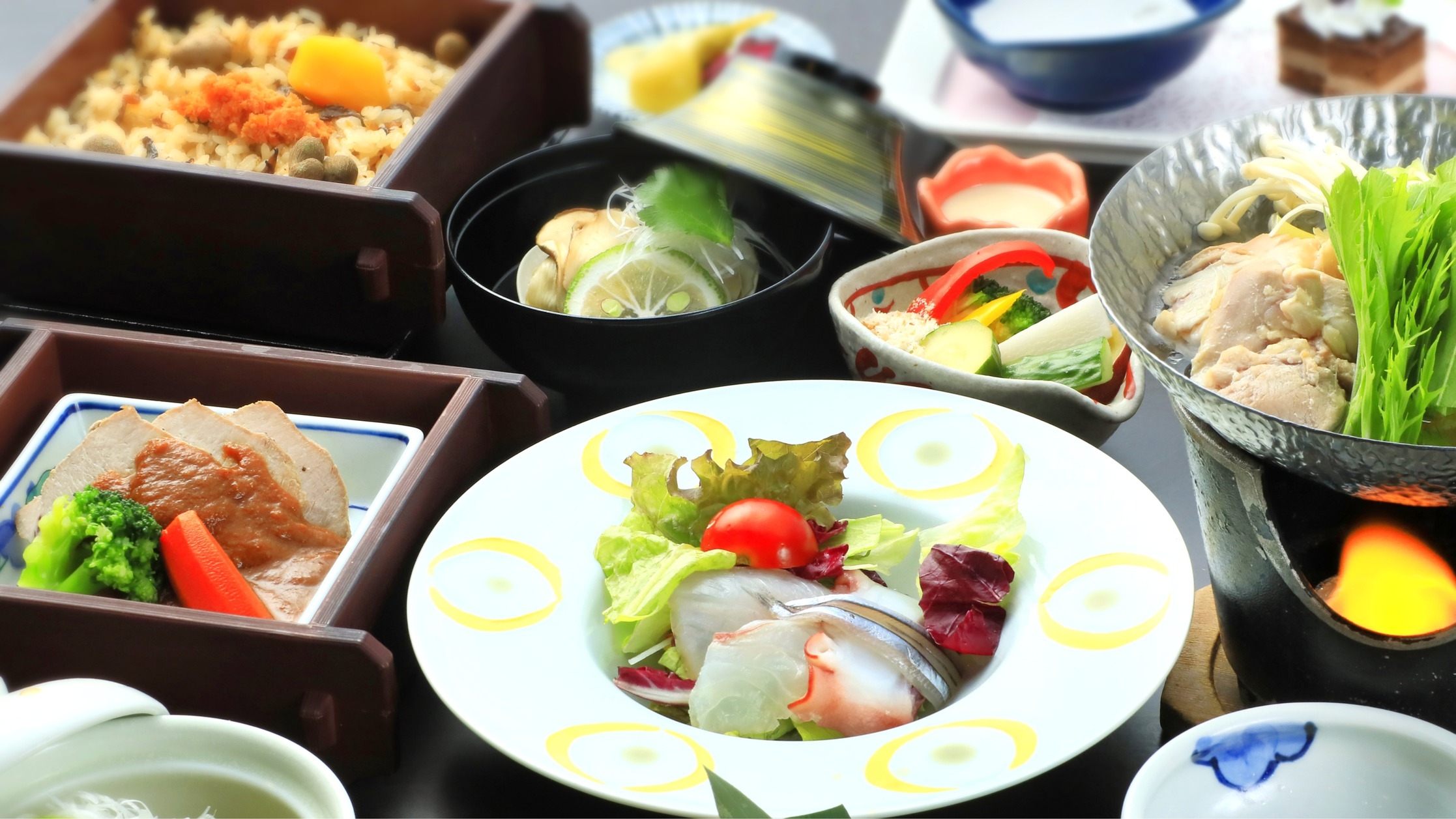 【デイユース／日帰り】温泉と食事を気軽に愉しむ最大8時間ステイ│★基本会席「日輪」