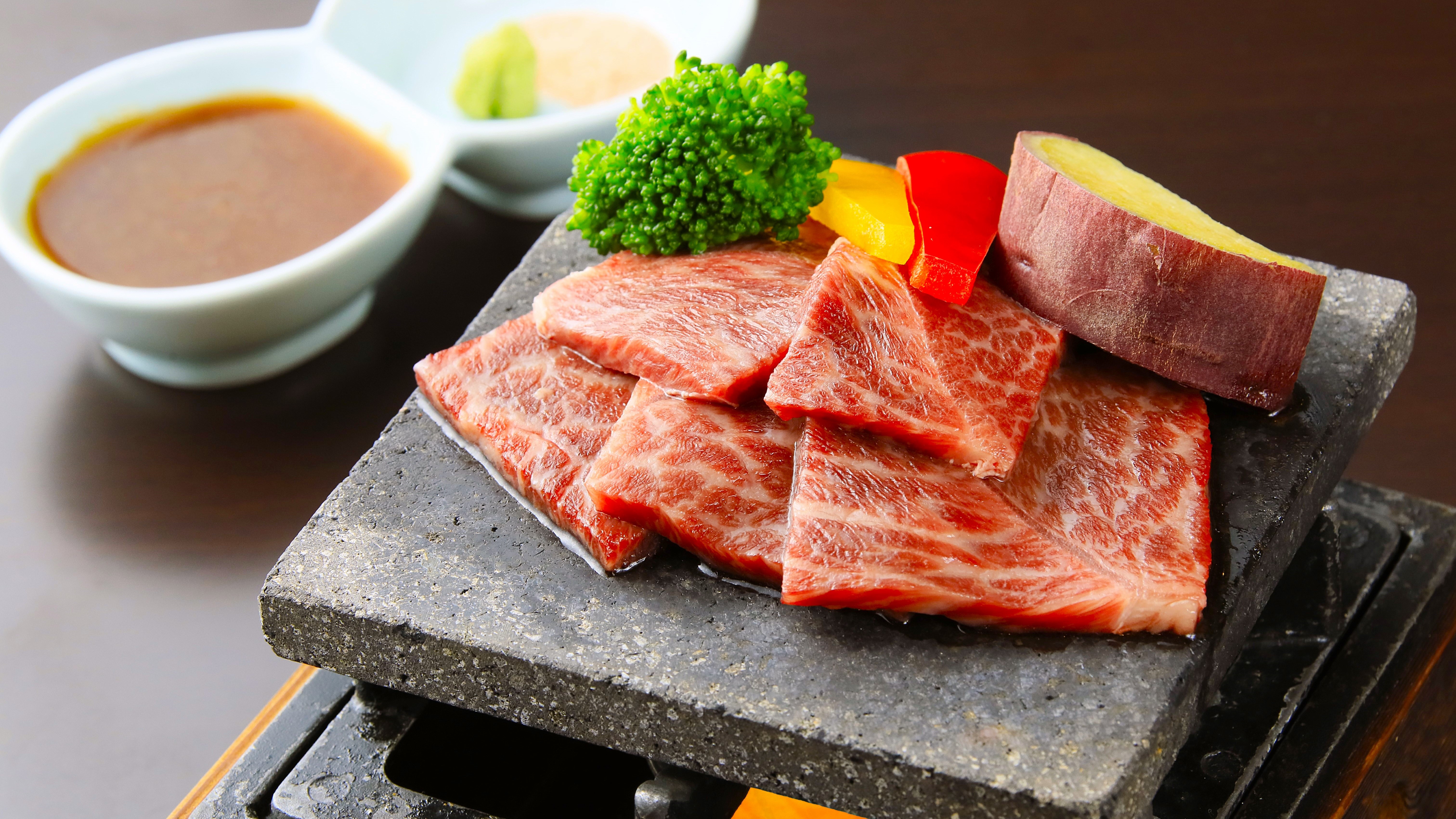 【最上級会席●】黒毛和牛の溶岩焼き