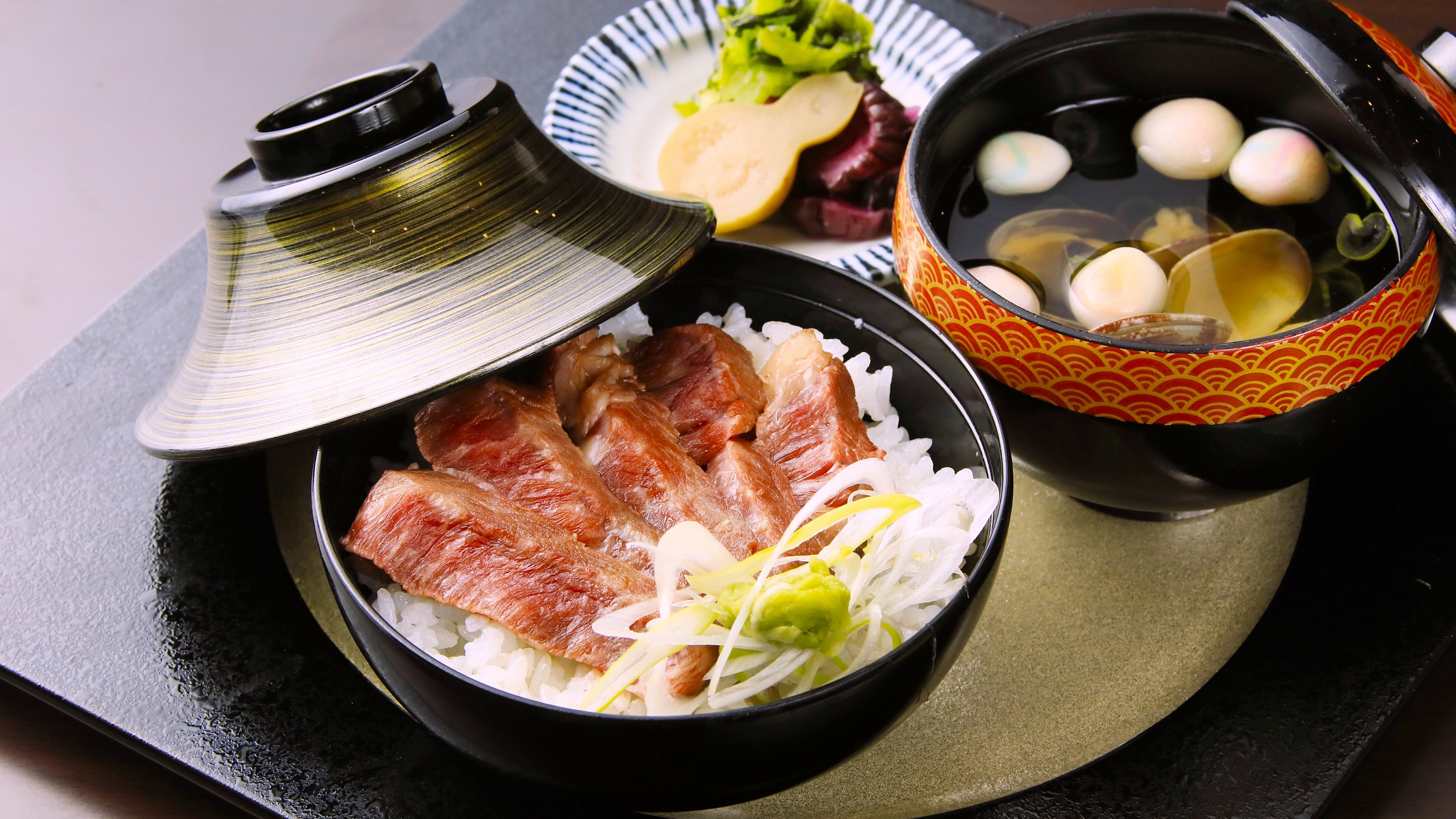 【最上級会席●】あか牛丼