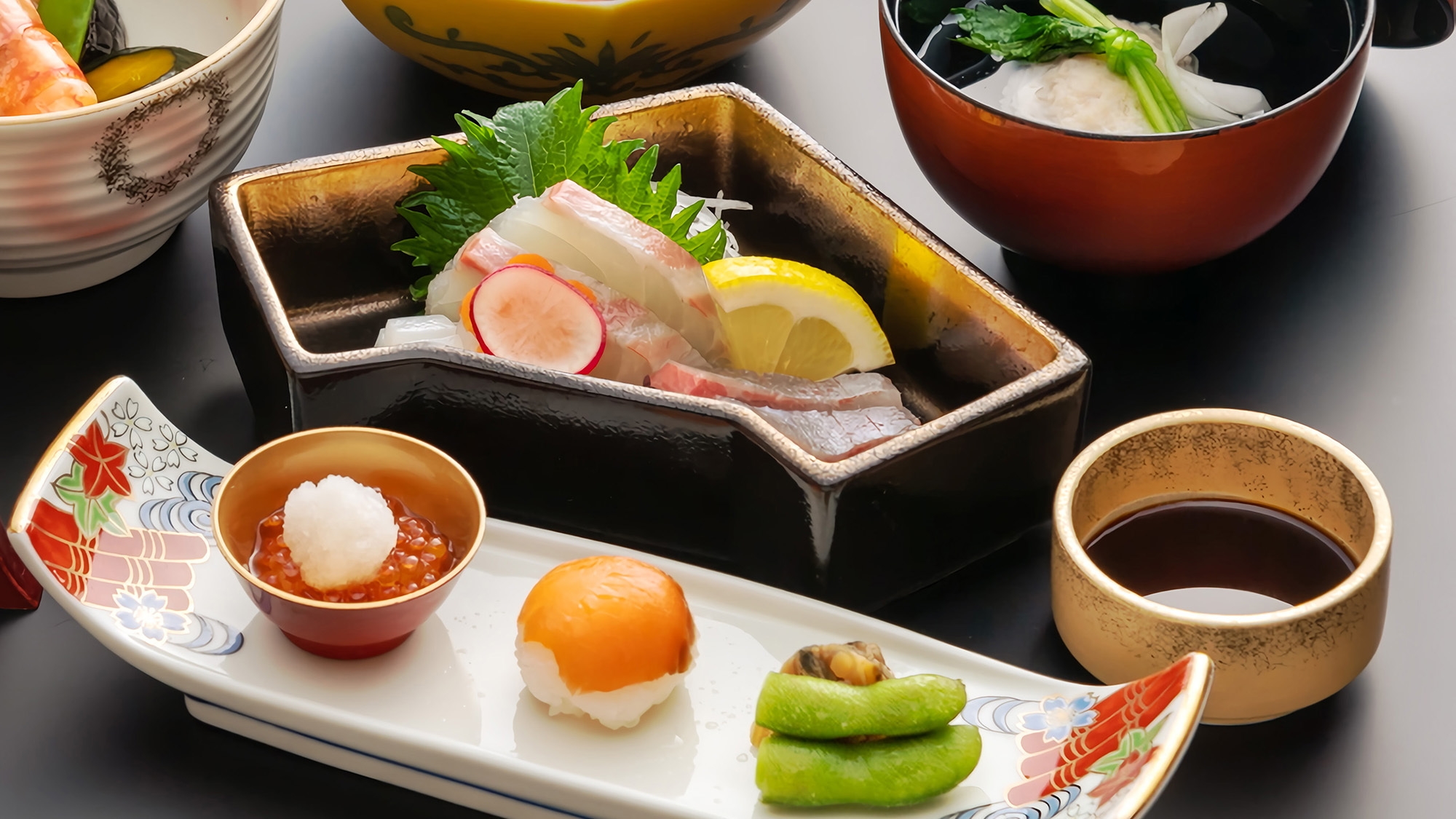 【2食付（懐石料理）】旬の味覚を気軽に楽しみませんか？季節の地元食材を用いた2食付きプラン