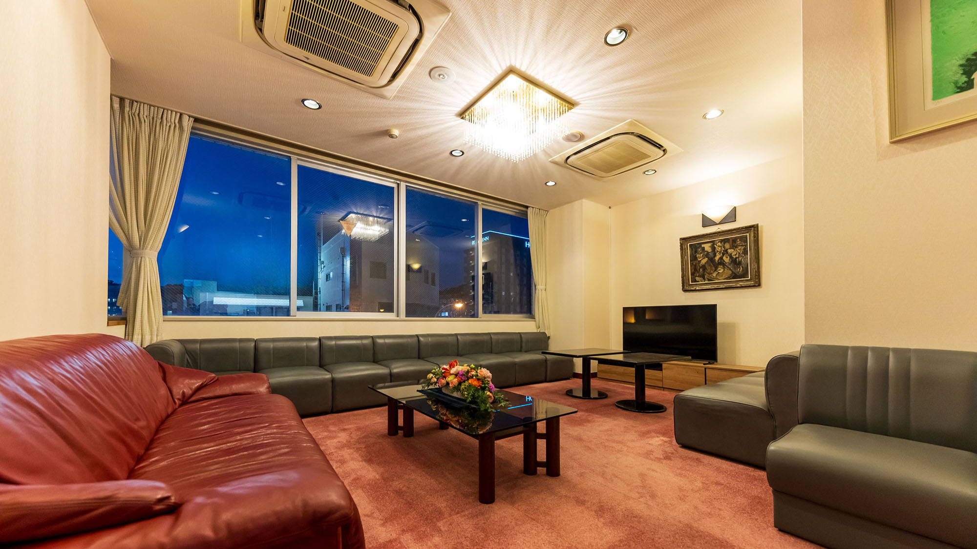 ■内観■ロビーでもお寛ぎいただけます。