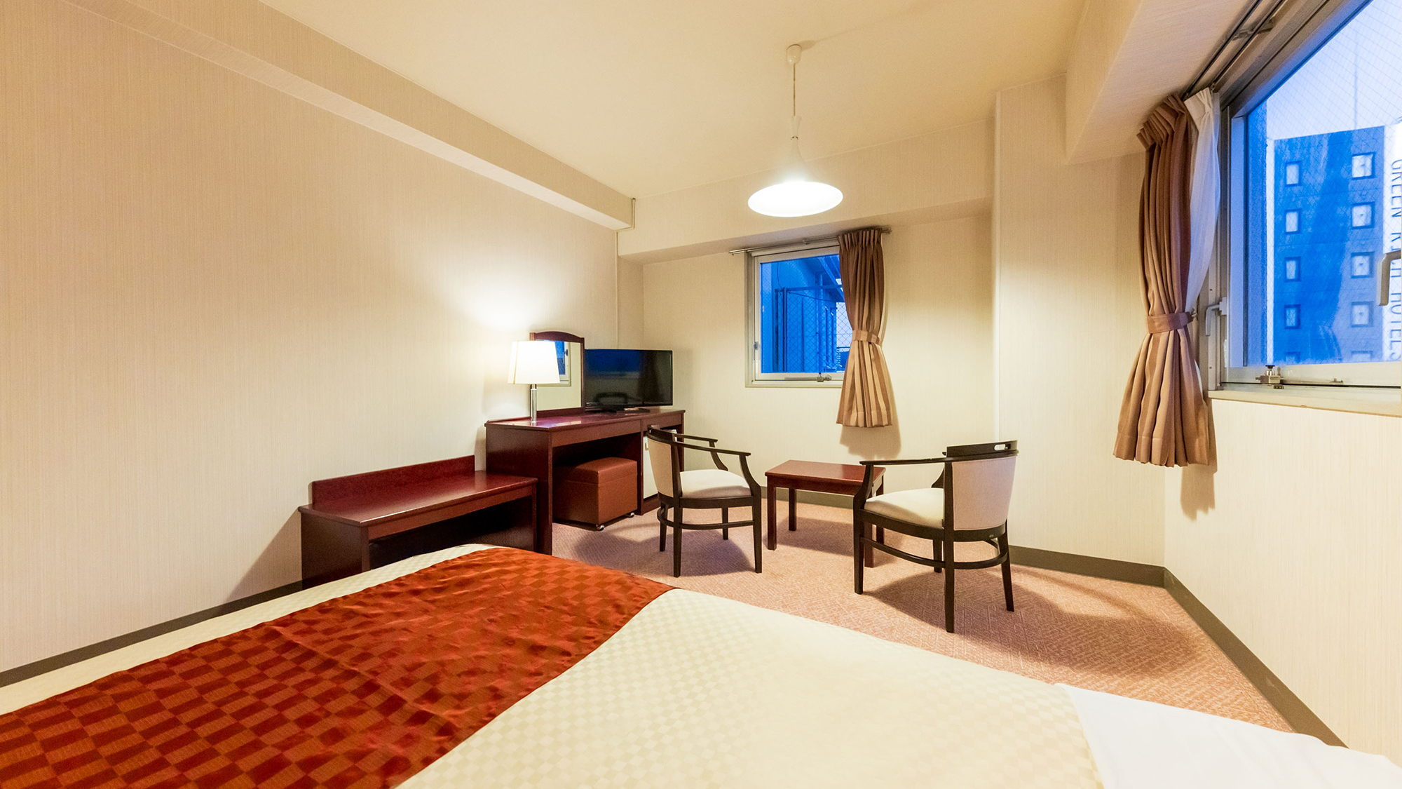 ■ツインルーム■旅の疲れを癒す、落ち着いたツインルーム。