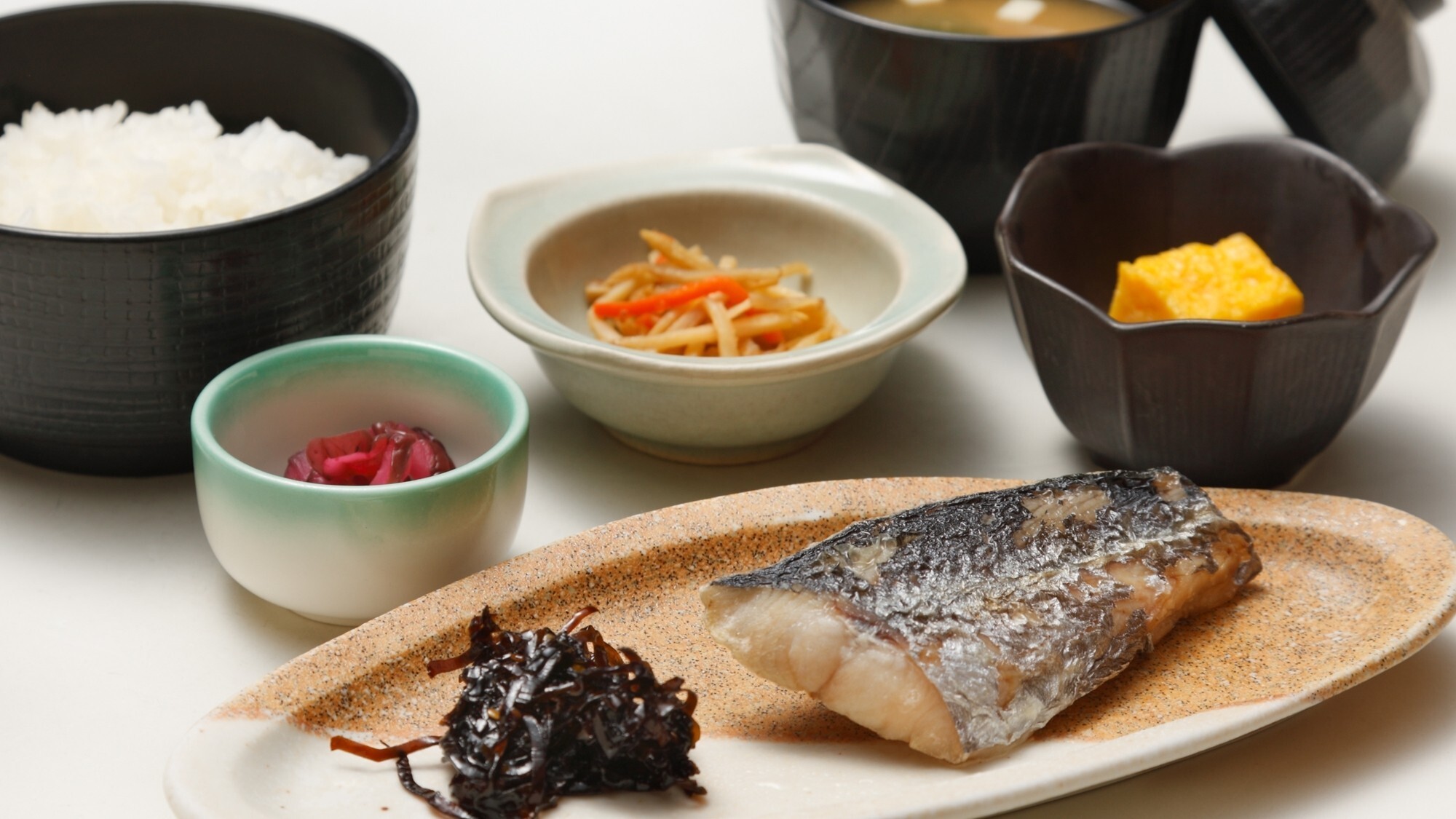 [朝食]1日のはじまりに心がほっとする朝食をご堪能いただけます。