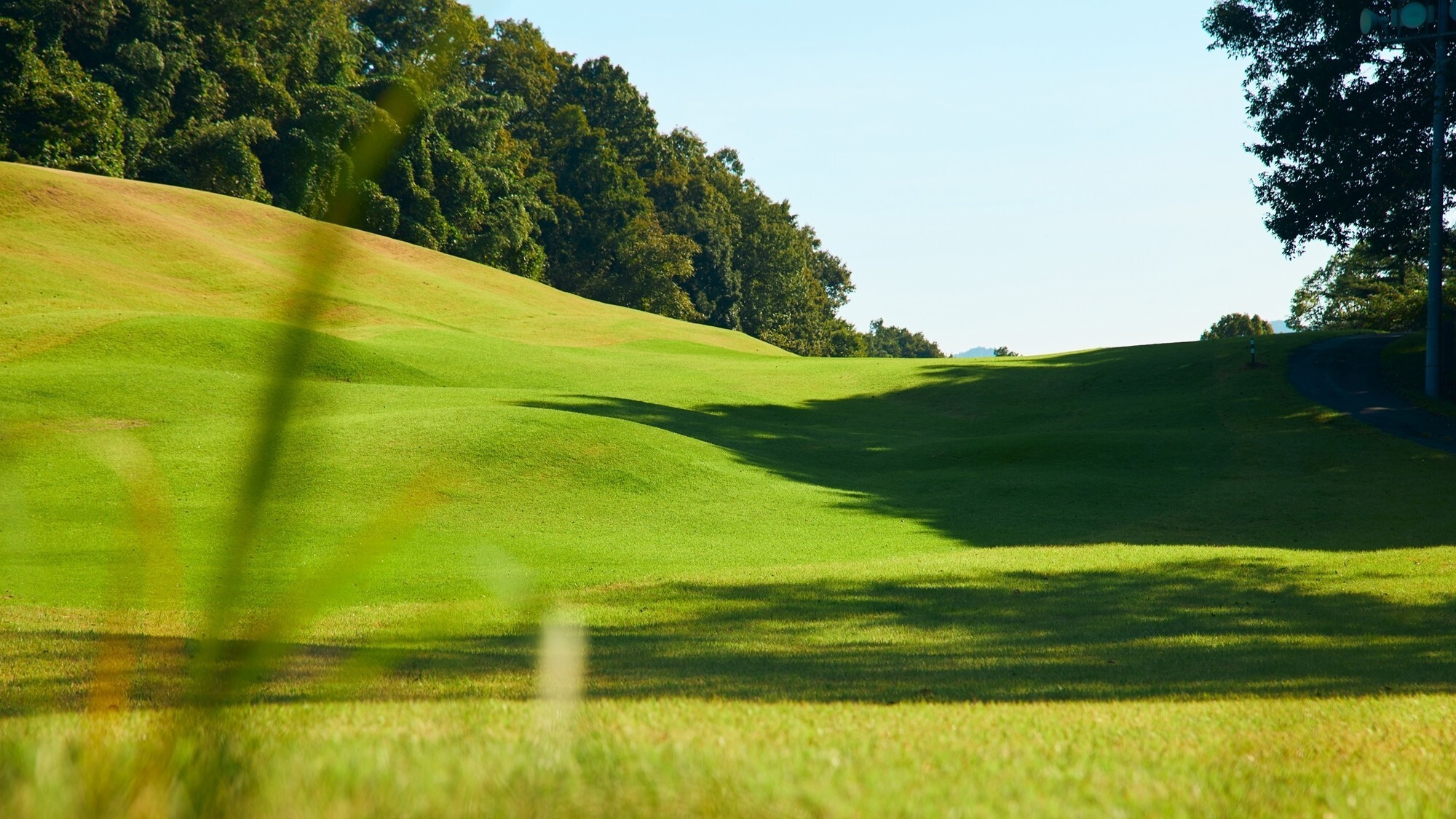[ゴルフ場]自然の地形を生かした空間をご用意しております。
