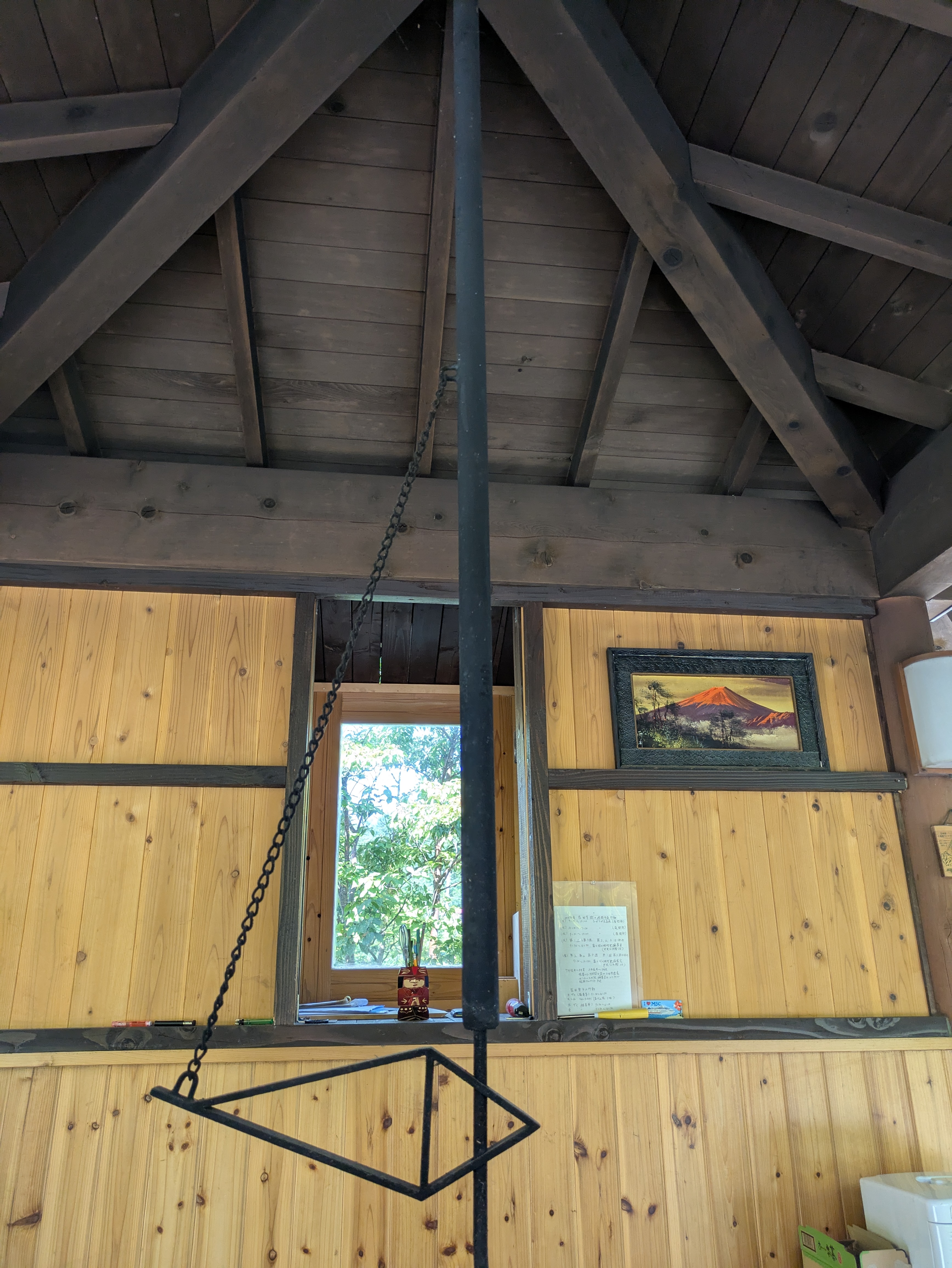 受付東屋は古来日本建築です