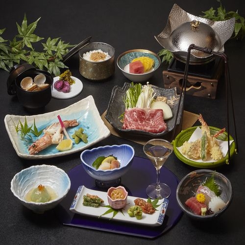 料理と天然温泉!渓流の水の音に耳を傾け安らぐひとときを!夏のたより懐石コース!