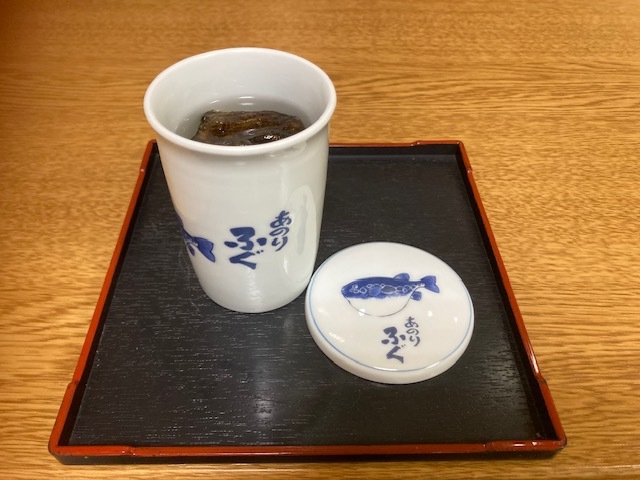 【お手頃＊残酷焼き】に ぷらす 天然とらふぐのふぐ刺しとひれ酒　 (^^♪