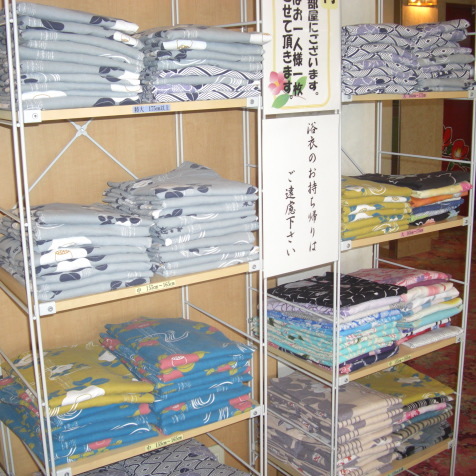 Choose your own color yukata for free