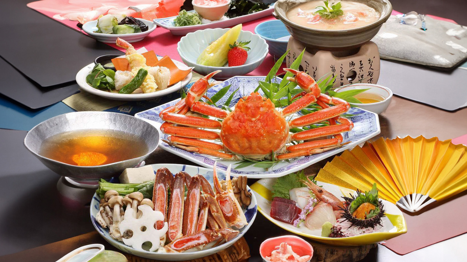[蟹コース]冬の味覚の蟹を様々なお料理でいただけるコース（一例）
