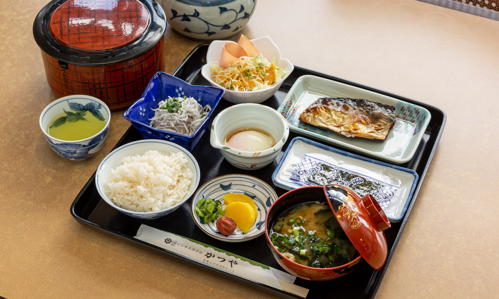 *【朝食：写真一例】かつや手作り朝食