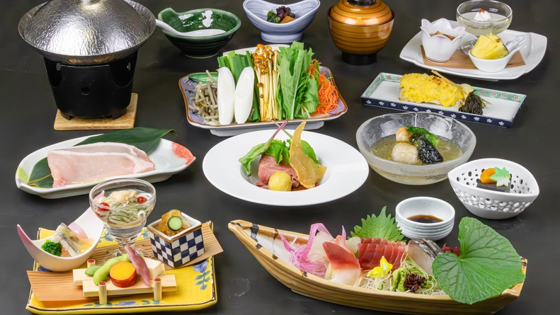 【楽天トラベルサマーSALE】迷ったらコレ!!スタンダード宿泊ぷらん～華会席膳～ 四季の味覚満載!!