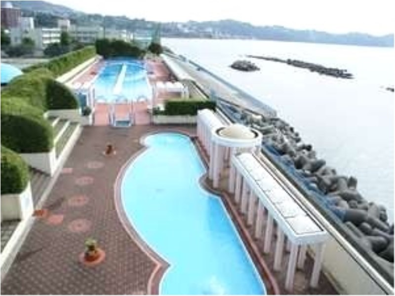 海浜公園プール【7月中旬～8月下旬】