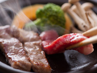 肉汁たっぷり和牛ステーキ