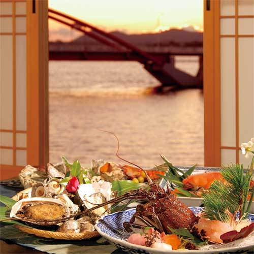 松島館の夕食と浜名湖