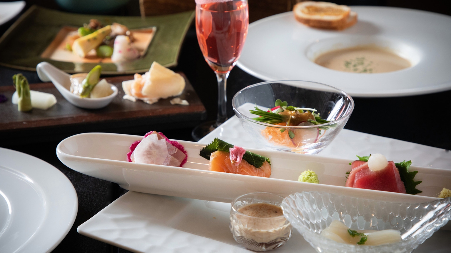 【選べるエステ付き】至福のご褒美タイム〜日常の喧騒を離れ癒しのプチリトリート／1泊2食