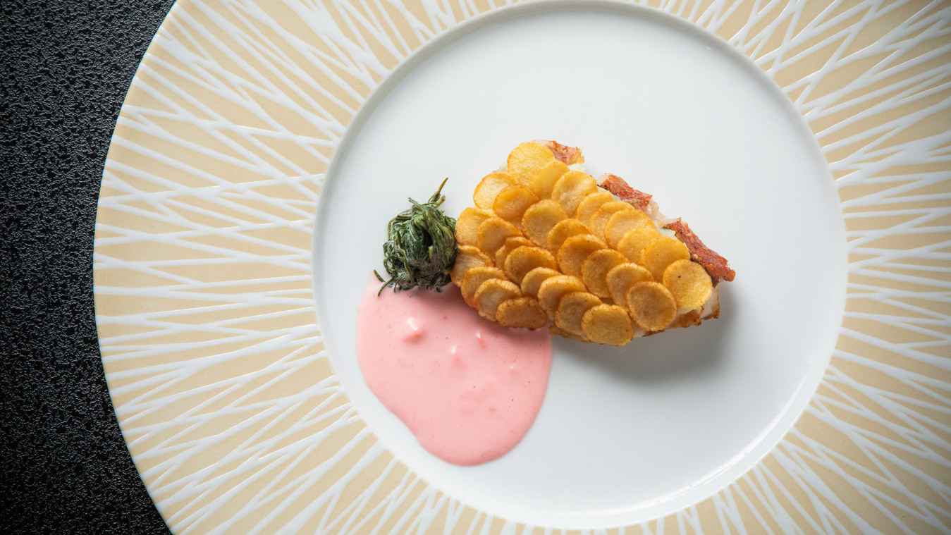 【はこぶらプラン】【2泊4食◇連泊割プラン】夕食時またはBARのワンドリンク付き〜和洋創作会席を堪能