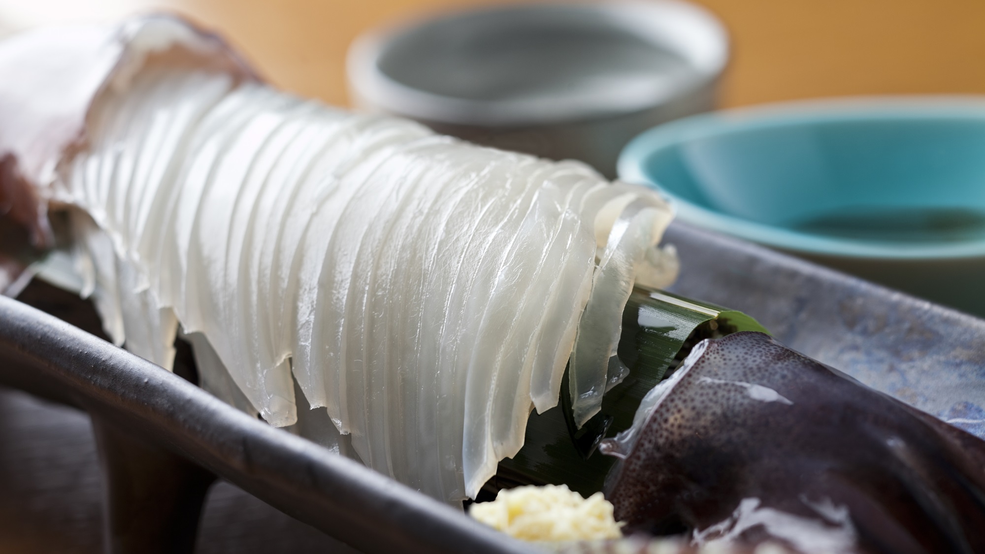 【夕食or朝食追加料理】函館名物！活イカのお造りはコリコリ食感が絶品です（3日前迄要予約／時価）