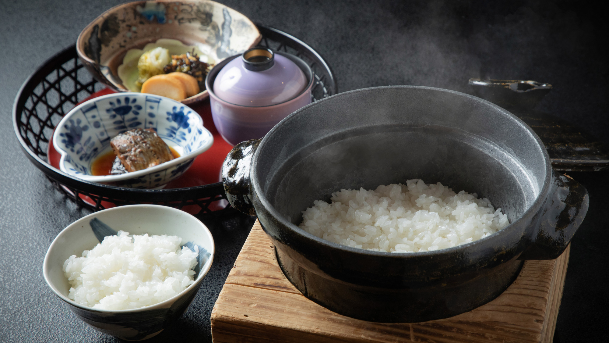 【2025冬】ごはんなど／道南発祥ブランド米「ふっくりんこ蔵部」の釜炊きご飯とごはんのお供、留椀など