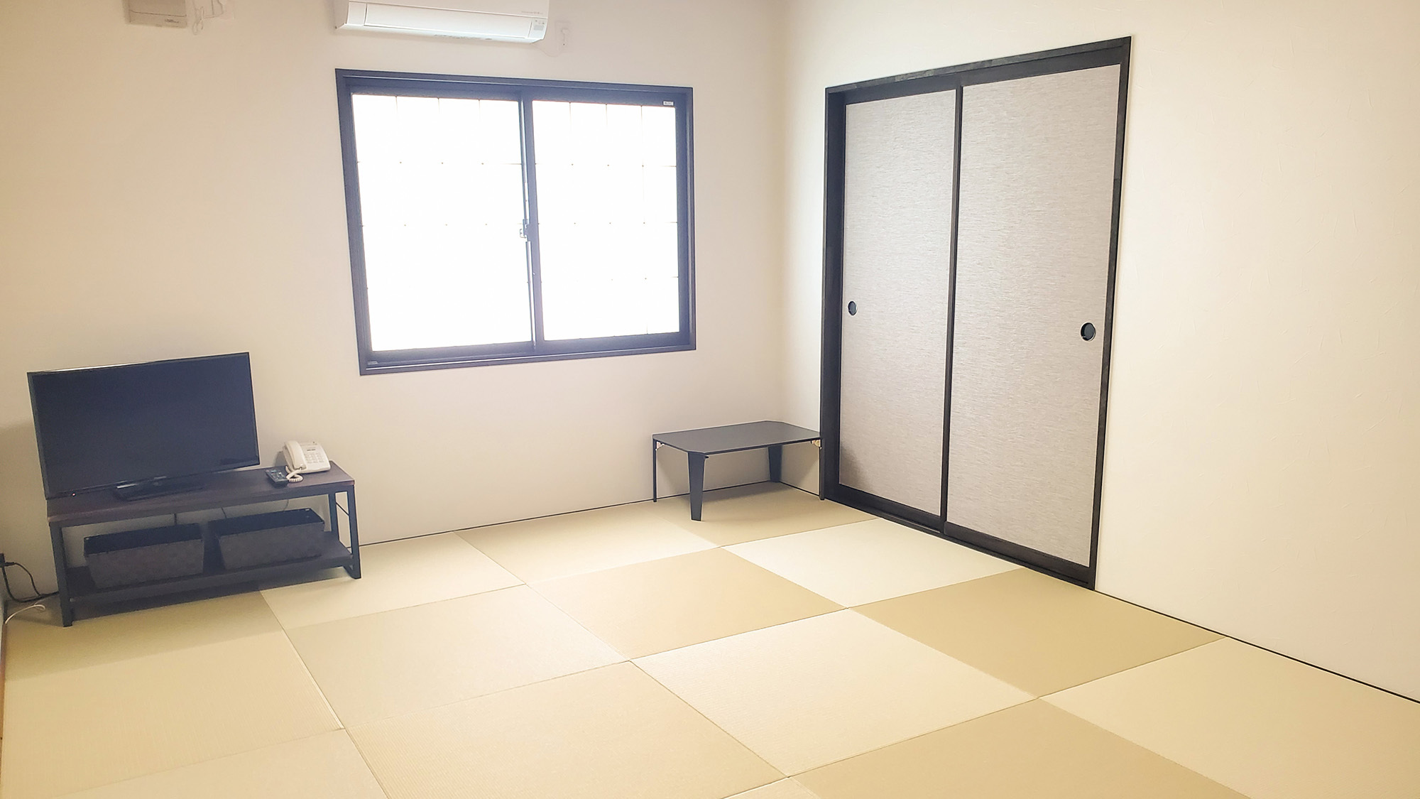 和室10畳(トイレ付)