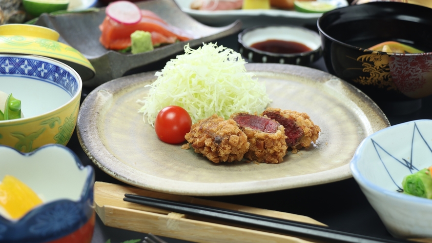 【夕食一例】赤城牛のビーフカツレツ