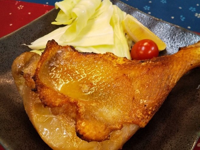 夕食・骨付鶏