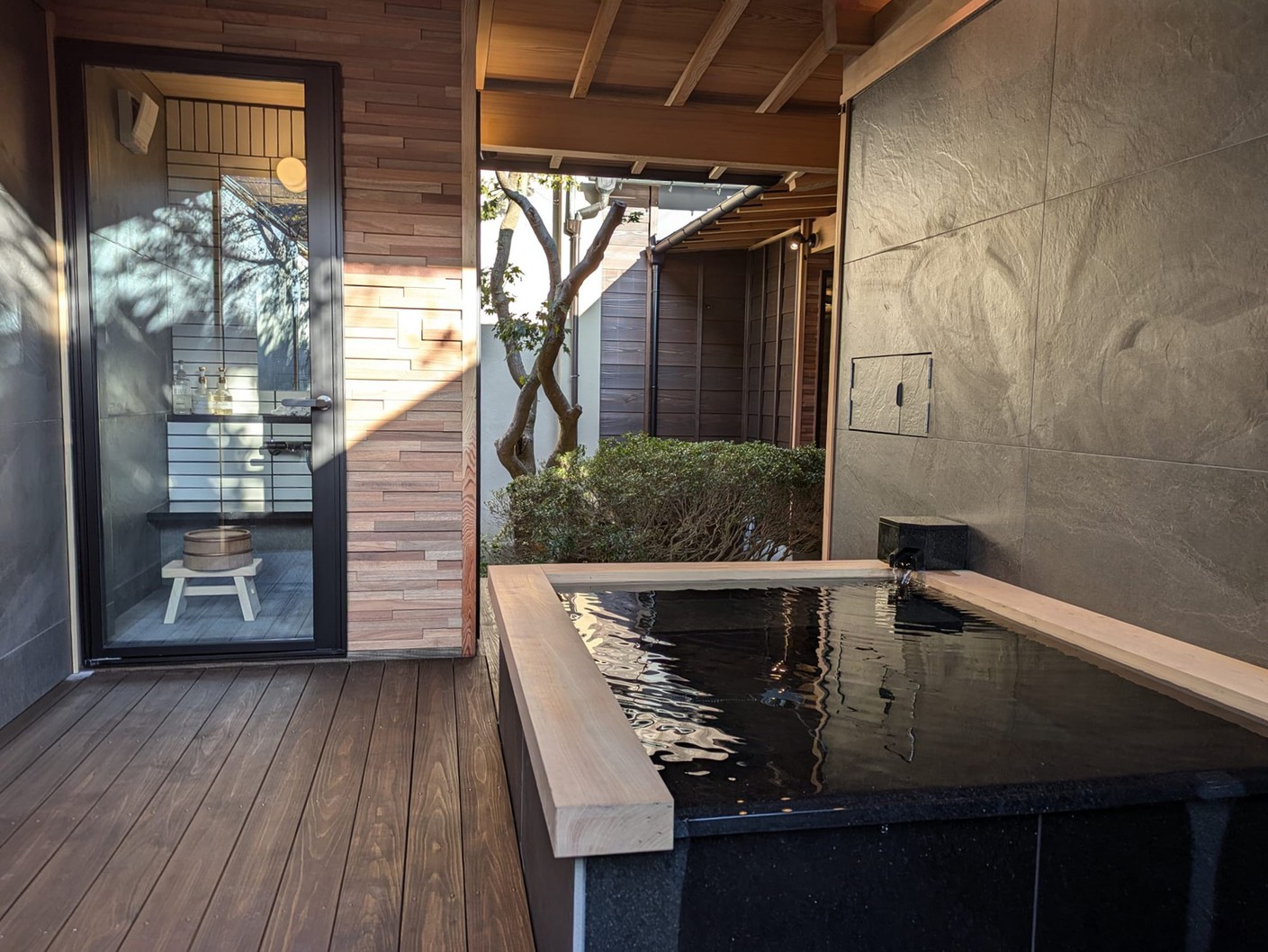 客室【萩】露天風呂