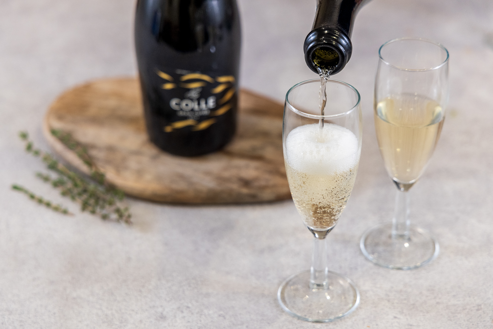 まずは、スパークリングワインで乾杯♪