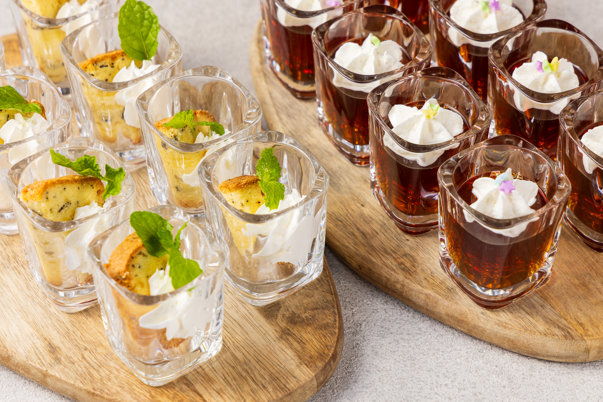 箱根山麓紅茶のパウンドケーキと太陽と大地のブレンドコーヒーゼリー　